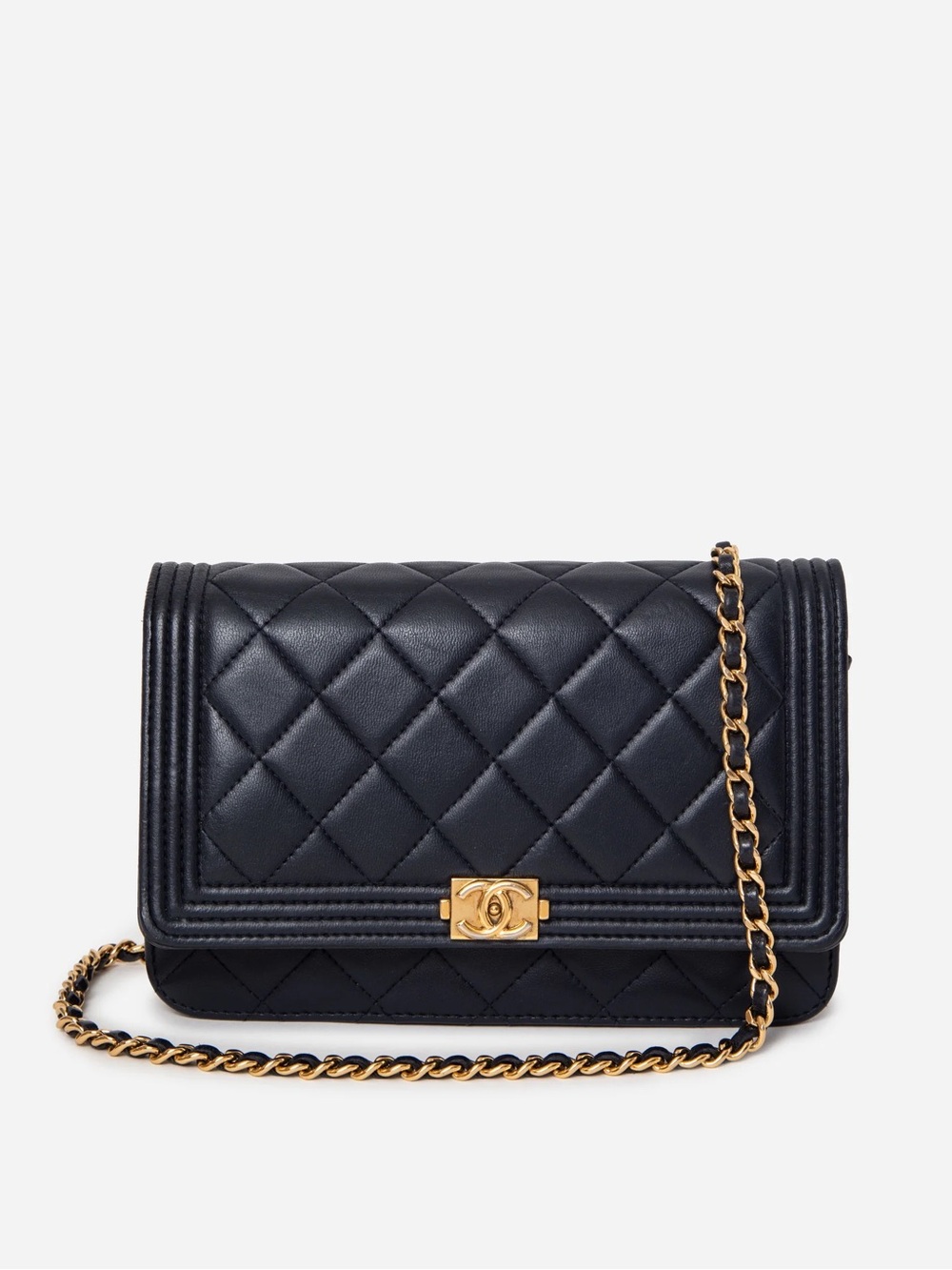 Pre-owned Chanel Navy Lambskin Boy Wallet On Chain - Refurblished